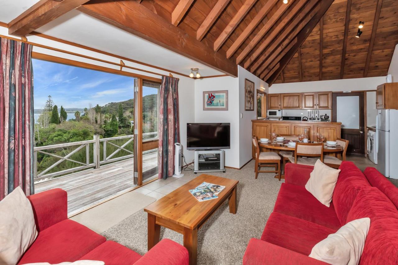 Te Maiki Retreat - Russell Holiday Home Eksteriør bilde